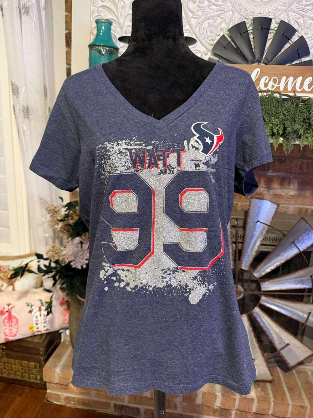 Houston Texans J.J. Watt #99 V-Neck T-Shirt – Women’s XXL 🏈❤️💙